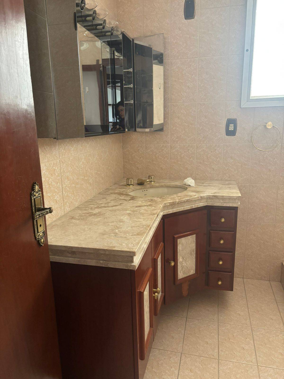 WhatsApp Image 2025-09-24 at 15.46.50 (1)-min.jpeg